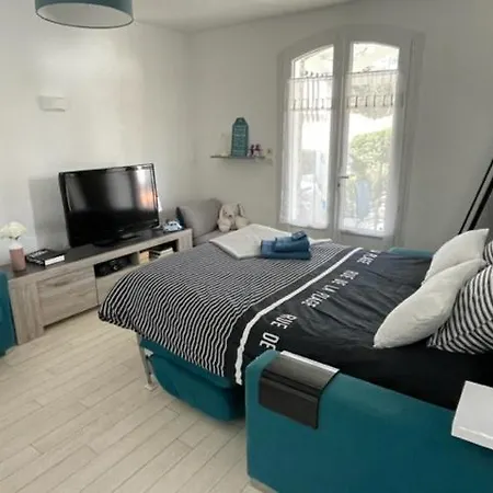 Adorable Petite Maison à 400m De La Mer Saint-Georges-de-Didonne